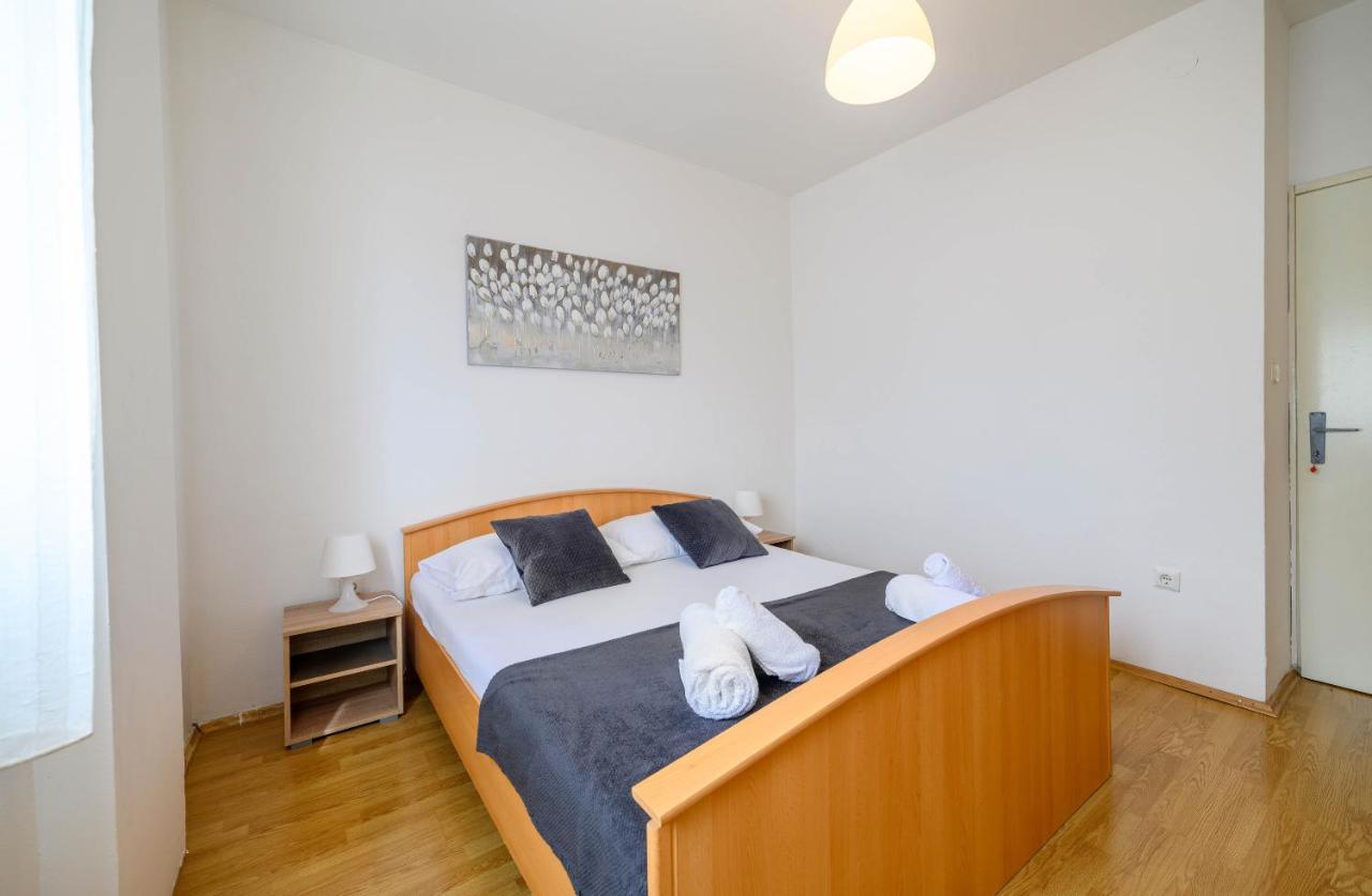 Apartment Malibu ซาบอริซ ภายนอก รูปภาพ