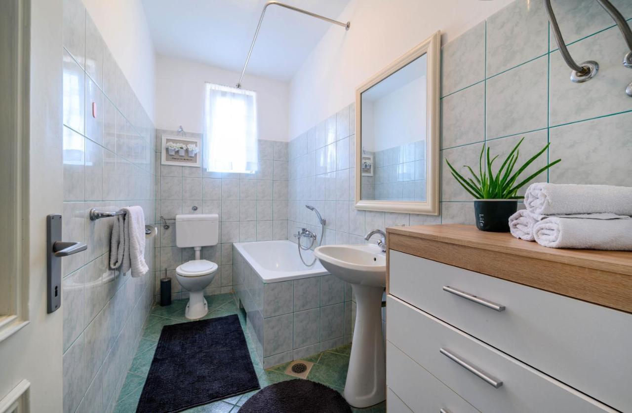 Apartment Malibu ซาบอริซ ภายนอก รูปภาพ