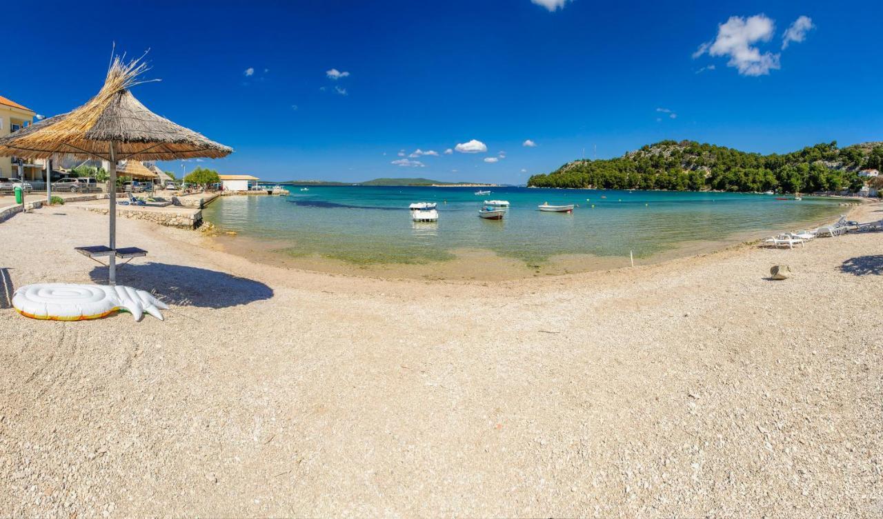 Apartment Malibu ซาบอริซ ภายนอก รูปภาพ