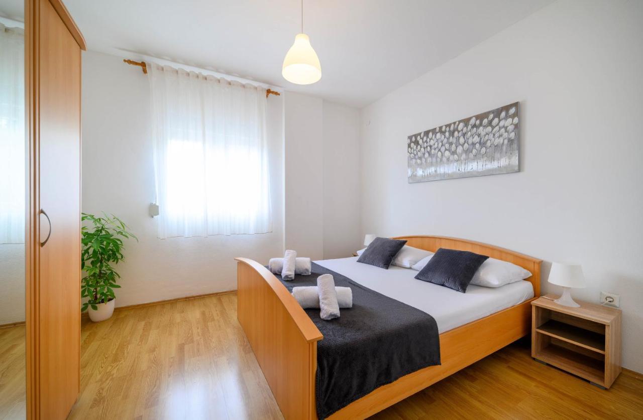 Apartment Malibu ซาบอริซ ภายนอก รูปภาพ
