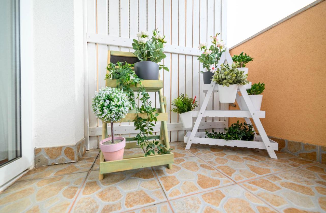 Apartment Malibu ซาบอริซ ภายนอก รูปภาพ